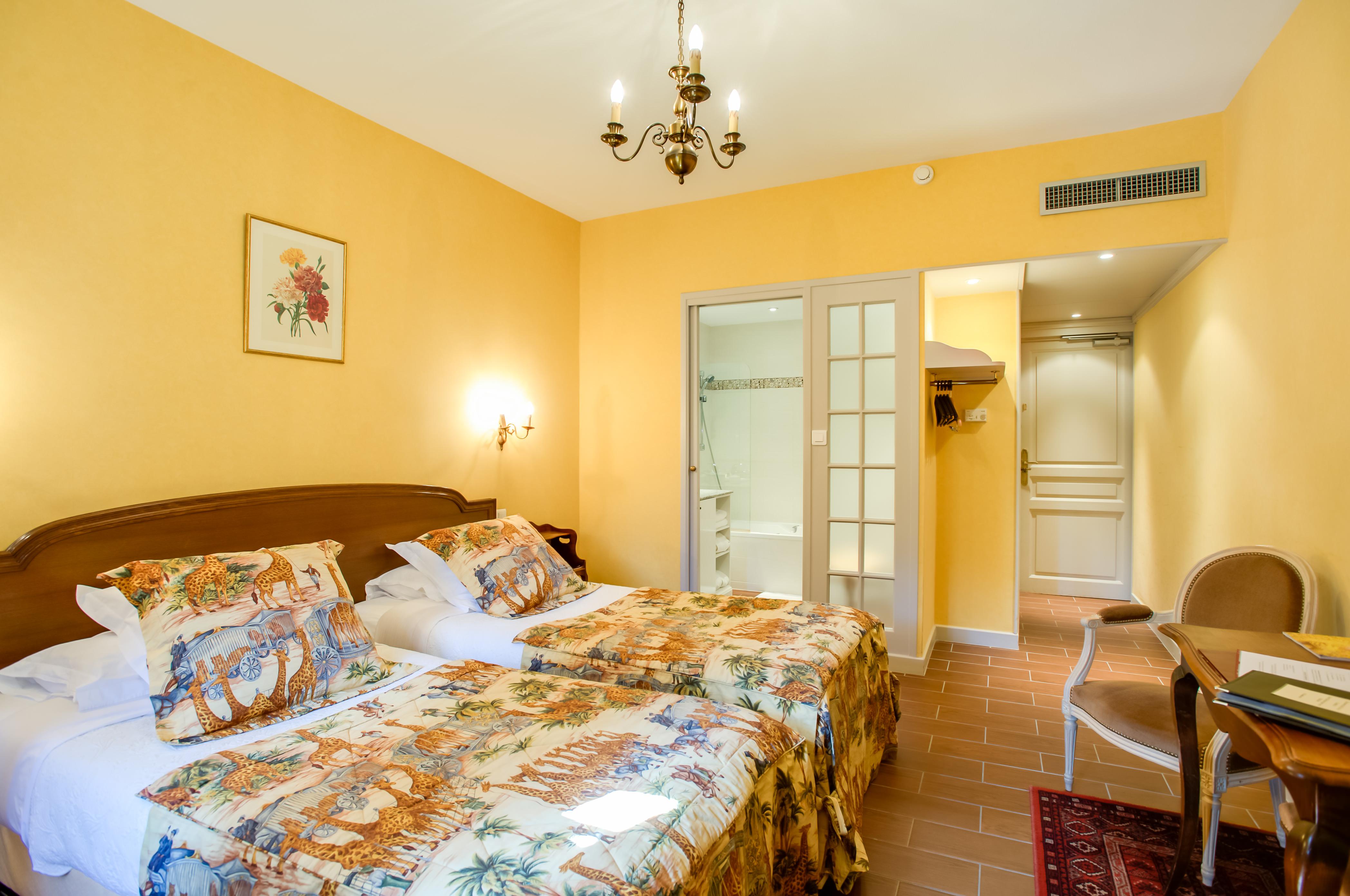 Hotel Beau Rivage Condrieu Esterno foto